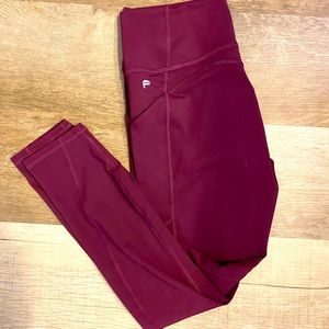 Brand New Medium 7/8 PureLuxe Leggings